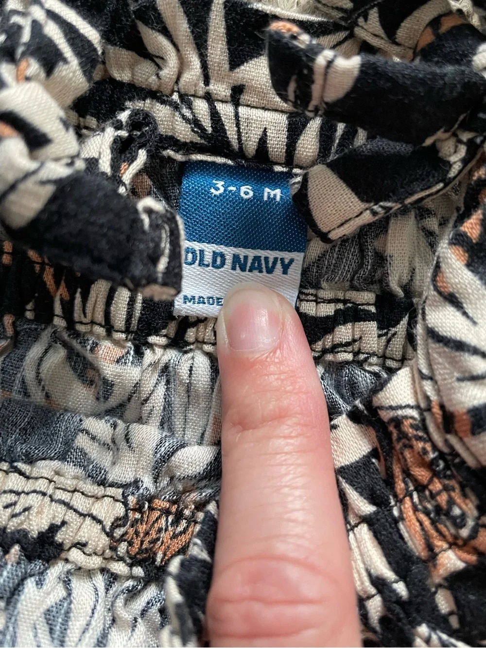 Old Navy 3-6M Shirt & Jumpsuit